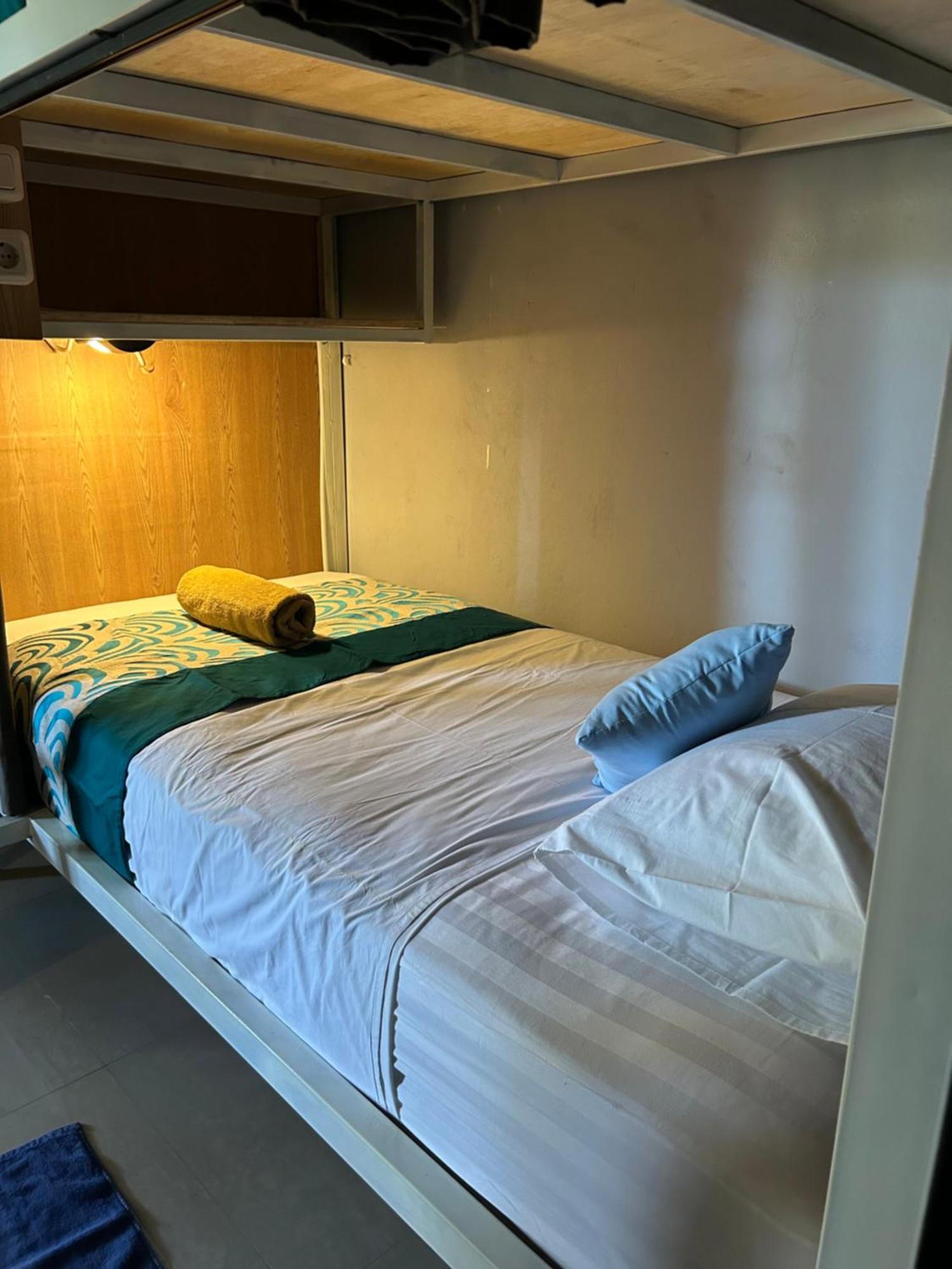 Blue Waves Hostel Amed Ambat Extérieur photo